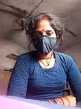 Snapshot of MISS-KAYA chatting on November 17, 2025, 6:23 pm MISS-KAYA online show from November 17, 2025, 6:23 pm