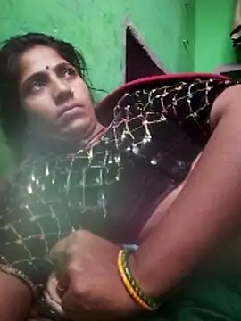 MISS-KAYA online show from February 20, 2026, 1:02 am