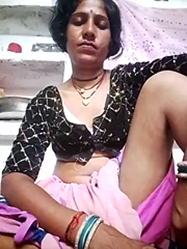 MISS-KAYA online show from July 3, 2026, 11:22 pm