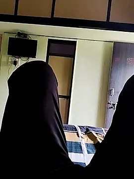 Kartik200798 online show from November 24, 2025, 10:26 am