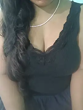 Snapshot of Anjali-bhabhi chatting on July 9, 2026, 8:04 am Anjali-bhabhi online show from July 9, 2026, 8:04 am