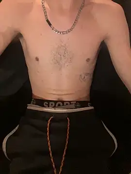 purplecristian online show from October 3, 2025, 2:40 pm