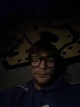 purplecristian online show from October 6, 2025, 2:46 am