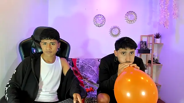 sebas boys577 online show from October 5, 2025, 1:13 pm