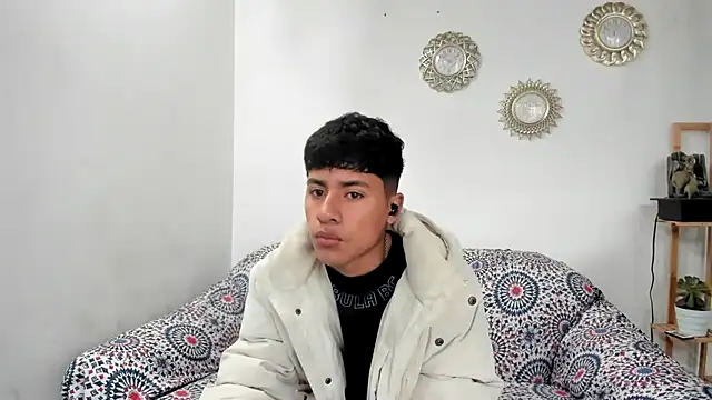 sebas boys577 online show from October 3, 2025, 1:12 pm