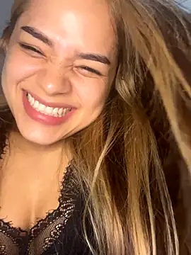Snapshot of Sex_Samanta chatting on October 4, 2025, 3:41 am Sex Samanta online show from October 4, 2025, 3:41 am