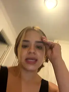 Snapshot of Sex_Samanta chatting on October 13, 2025, 4:14 am Sex Samanta online show from October 13, 2025, 4:14 am