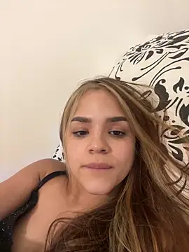 Snapshot of Sex_Samanta chatting on September 28, 2025, 2:51 am Sex Samanta online show from September 28, 2025, 2:51 am