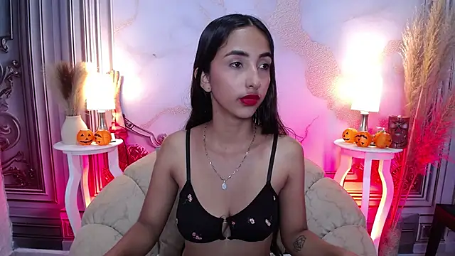 Snapshot of MilkyLally chatting on October 29, 2025, 12:04 pm MilkyLally online show from October 29, 2025, 12:04 pm