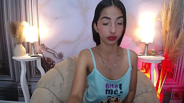 Snapshot of MilkyLally chatting on November 27, 2025, 11:32 am MilkyLally online show from November 27, 2025, 11:32 am