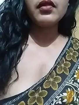 Snapshot of spicysuhana chatting on May 17, 2026, 5:13 pm spicysuhana online show from May 17, 2026, 5:13 pm