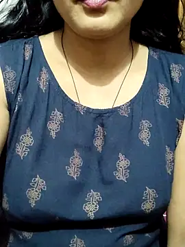 Snapshot of spicysuhana chatting on June 1, 2026, 1:50 am spicysuhana online show from June 1, 2026, 1:50 am