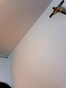 Agatha bellucci  online show from November 16, 2025, 9:30 pm