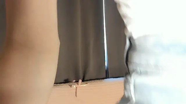 Snapshot of DeneenTurja chatting on October 7, 2025, 10:05 am DeneenTurja online show from October 7, 2025, 10:05 am