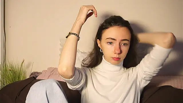 Snapshot of DeneenTurja chatting on November 3, 2025, 11:03 am DeneenTurja online show from November 3, 2025, 11:03 am