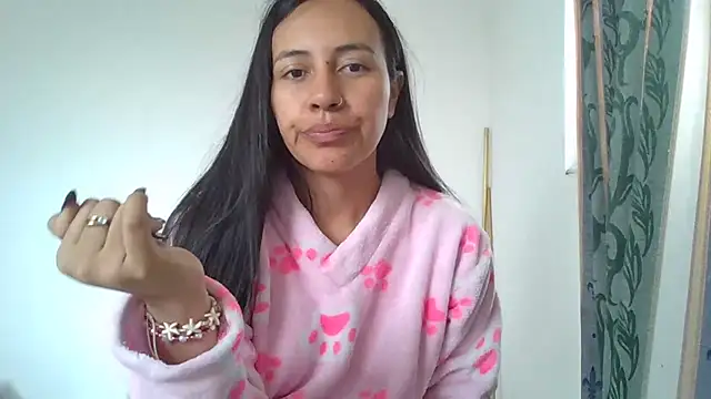 Nika Hot online show from November 16, 2025, 3:06 pm