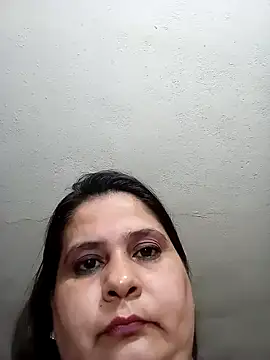 Ayma1983 online show from February 28, 2026, 10:20 pm