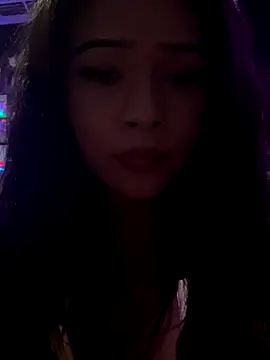 Snapshot of princessbella18 chatting on September 20, 2025, 3:33 am princessbella18 online show from September 20, 2025, 3:33 am
