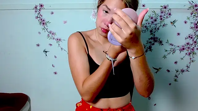 Angel Megan online show from December 17, 2025, 11:59 am