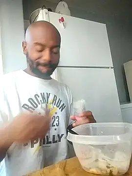 Snapshot of 77daddydick chatting on November 2, 2025, 3:17 pm 77daddydick online show from November 2, 2025, 3:17 pm