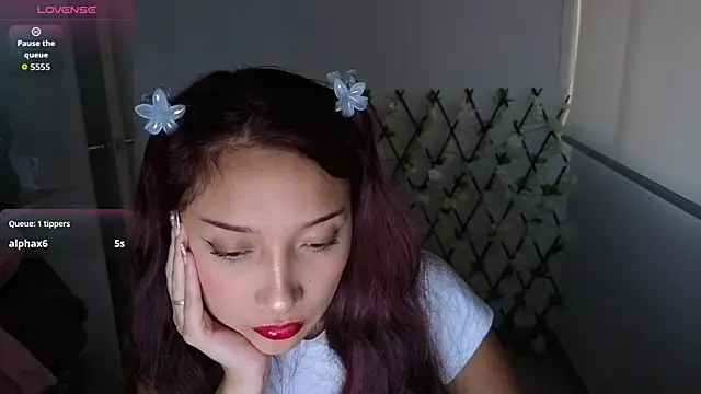 genet  online show from December 13, 2025, 9:21 pm