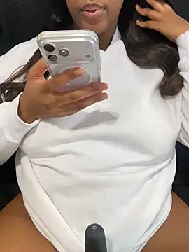 Snapshot of Sipsdoll chatting on February 16, 2026, 7:51 am Sipsdoll online show from February 16, 2026, 7:51 am