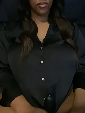 Snapshot of Sipsdoll chatting on February 13, 2026, 6:35 am Sipsdoll online show from February 13, 2026, 6:35 am