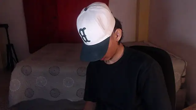 Snapshot of sung_yol chatting on October 31, 2025, 8:38 pm sung yol online show from October 31, 2025, 8:38 pm