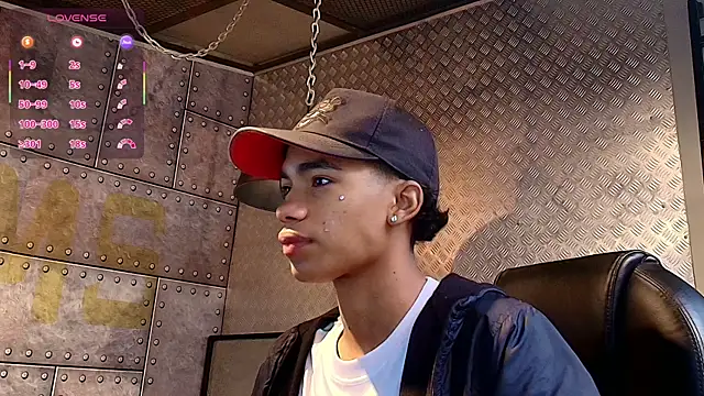 AlanCutee online show from September 14, 2025, 11:43 am