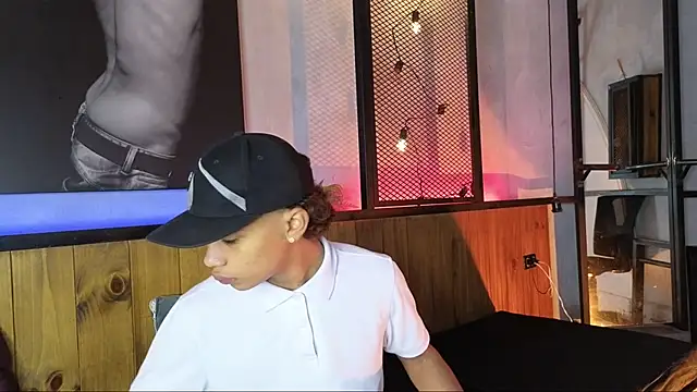 AlanCutee online show from March 12, 2026, 11:36 am