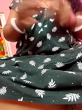 Cute-Swewty online show from July 14, 2026, 7:02 am
