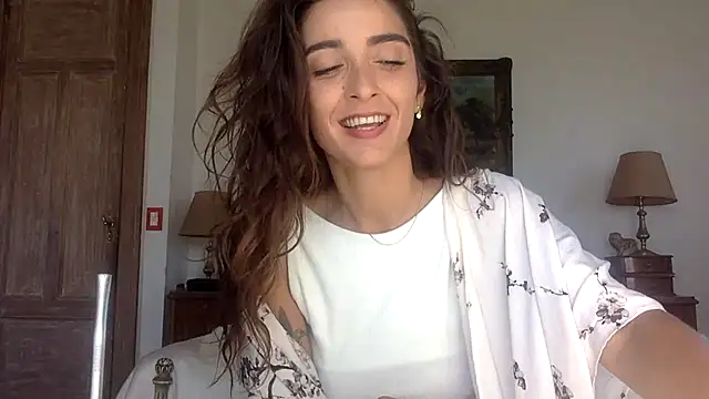 Snapshot of venuslibre chatting on November 15, 2025, 1:15 pm venuslibre online show from November 15, 2025, 1:15 pm