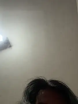 Monspeet 01 online show from November 8, 2025, 4:32 pm