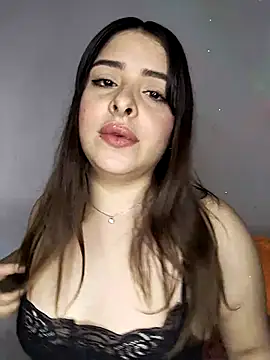 Snapshot of Nahomy_cm chatting on November 10, 2025, 10:37 pm Nahomy cm online show from November 10, 2025, 10:37 pm