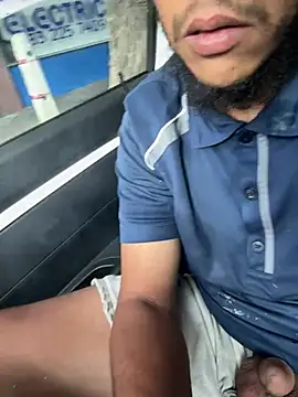 Snapshot of Smallboybigworld chatting on February 27, 2026, 3:12 pm Smallboybigworld online show from February 27, 2026, 3:12 pm