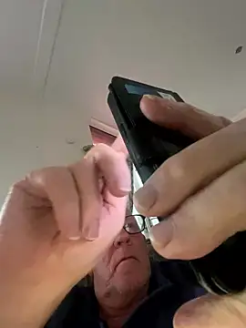 Snapshot of philefc chatting on January 15, 2026, 10:18 am philefc online show from January 15, 2026, 10:18 am