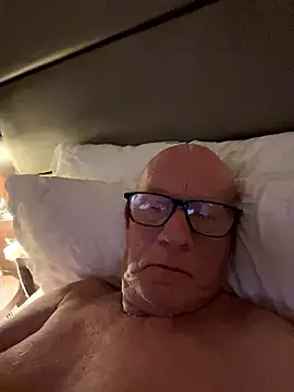 Snapshot of philefc chatting on January 9, 2026, 9:44 pm philefc online show from January 9, 2026, 9:44 pm