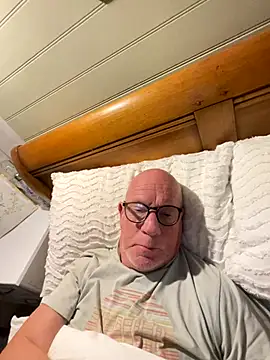 Snapshot of philefc chatting on November 1, 2025, 10:25 pm philefc online show from November 1, 2025, 10:25 pm