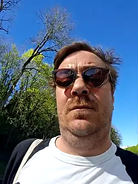 3615-ULLA online show from April 7, 2026, 2:08 pm