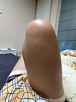 Snapshot of aloan_Tk chatting on October 18, 2025, 9:28 pm aloan Tk online show from October 18, 2025, 9:28 pm