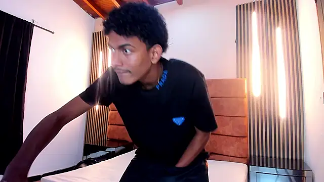 FYKMOR 1 online show from October 20, 2025, 3:52 am