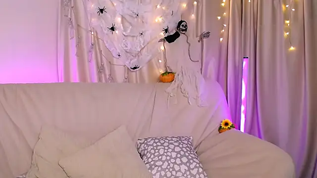 BagiraBella online show from October 31, 2025, 11:18 am