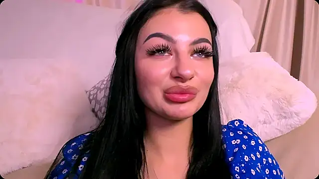 BagiraBella online show from November 17, 2025, 4:49 am