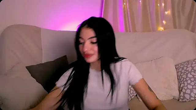 BagiraBella online show from November 15, 2025, 1:20 am