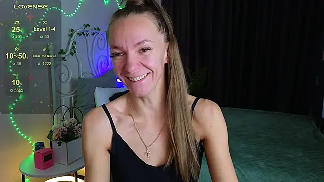 Jesica mooon online show from October 12, 2025, 1:29 am