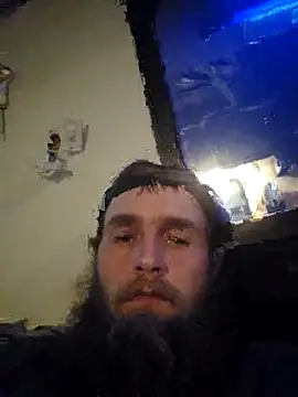 high3ndlowlife online show from May 18, 2026, 3:28 am