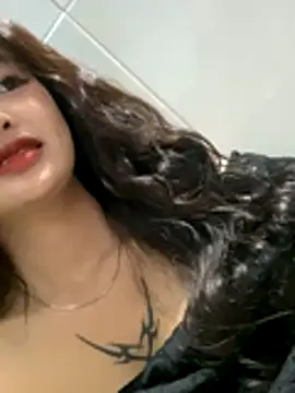   BabyShowPublic   online show from November 28, 2025, 3:12 pm