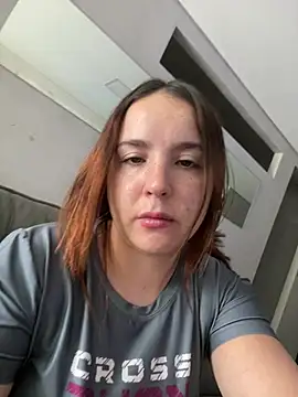 m0ranguinh0s2 online show from June 6, 2026, 4:12 pm
