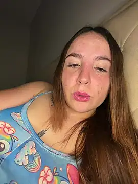 m0ranguinh0s2 online show from July 21, 2026, 4:19 pm