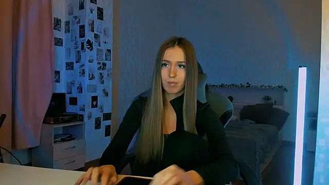 yourrdanceteacher online show from November 20, 2025, 7:36 pm